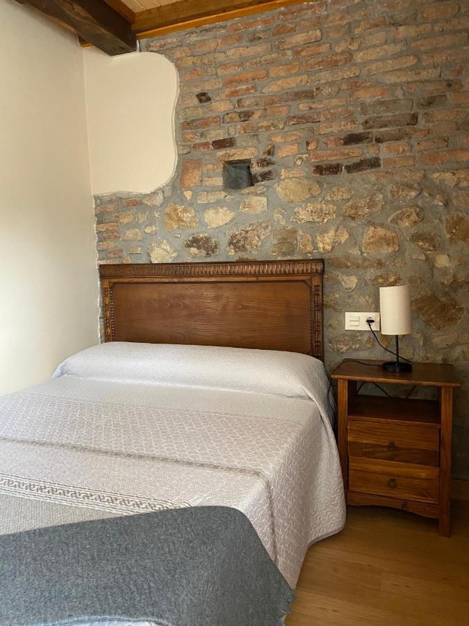 Onís Apartamentos Rurales La Caviana מראה חיצוני תמונה